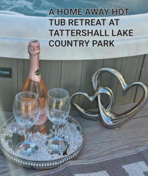 A HOME AWAY HOT TUB RETREAT AT Tattershall lakes country park